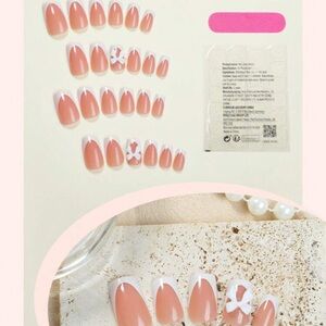 Stylish Pink and White Press-On Nails